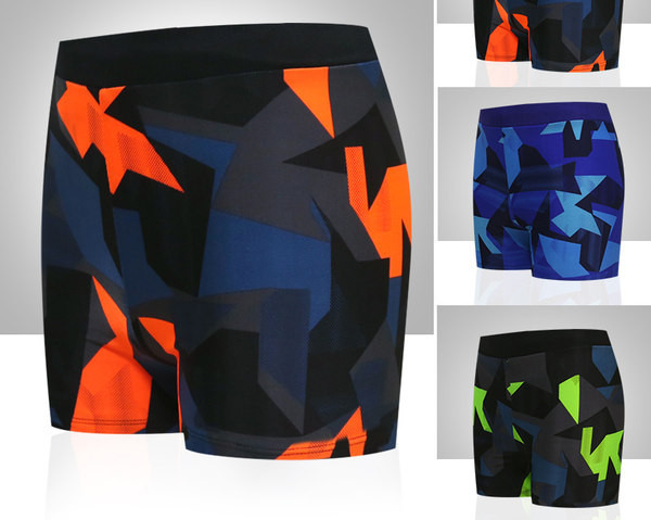 Värvilise mustriga meeste rannabokserid