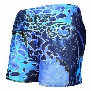 Värviline meeste ujumistrikoo tüüpi bokser