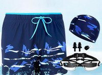 Meeste lühikeste pükste vaba mudel aplikatsiooni ja lipsudega