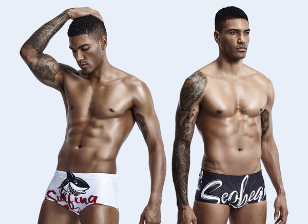 Moodsad trükiga meeste rannaujumisriided