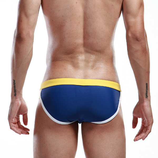 Meeste lipsudega ujumisriided – erinevat värvi