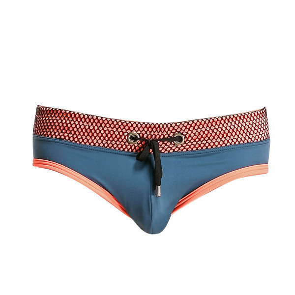 Rannalipsudega meeste püksikud