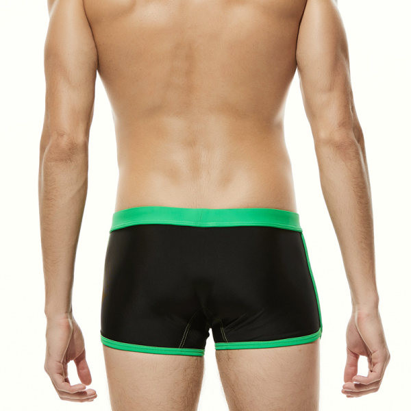 Lipsude ja pealdisega meeste bokserid - nelja värvi