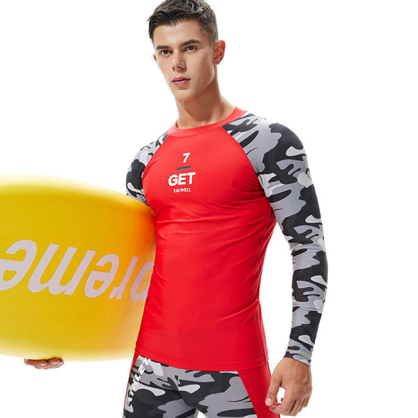 Férfi strandruha - alkalmas szörfözésre