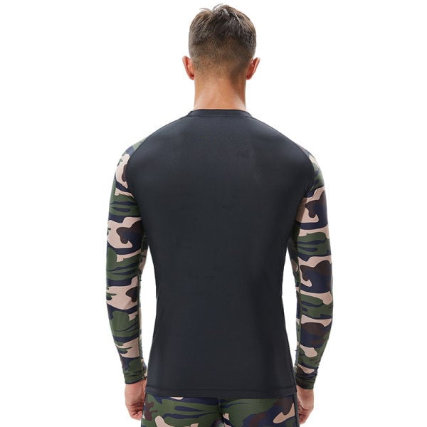 Kahes värvitoonis ujumiseks sobiv meeste pluus