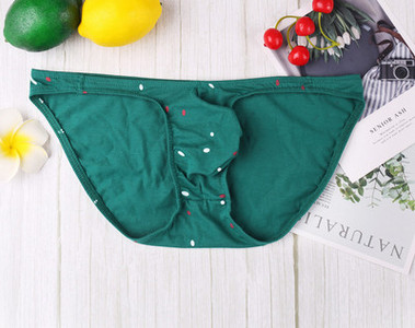 Meeste puuvillased püksid täheaplikatsiooniga