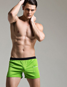 Hingavast kangast mitmes värvitoonis meeste bokserid