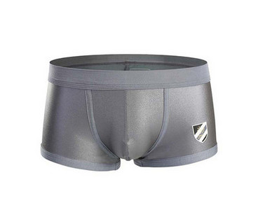 Särava efekti ja tikandiga meeste bokserid