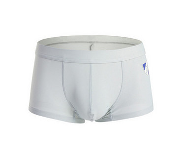 Légáteresztő anyagból készült, alacsony derékú férfi boxer