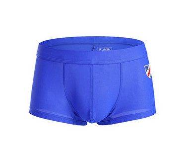 Légáteresztő anyagból készült, alacsony derékú férfi boxer