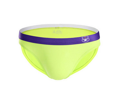 Νέο μοντέλο ανδρικού σλιπ με έμβλημα