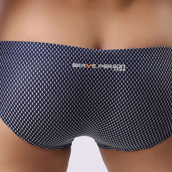 Meeste ühevärvilised püksikud – mitut värvi