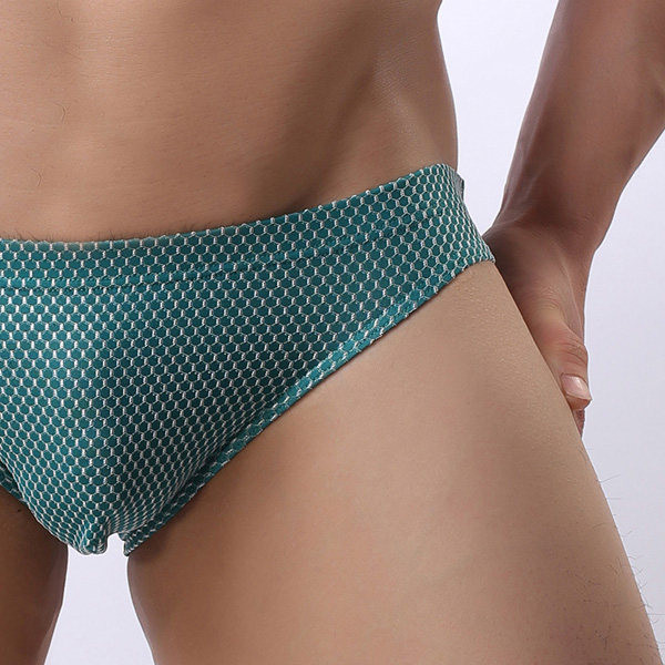 Meeste ühevärvilised püksikud – mitut värvi