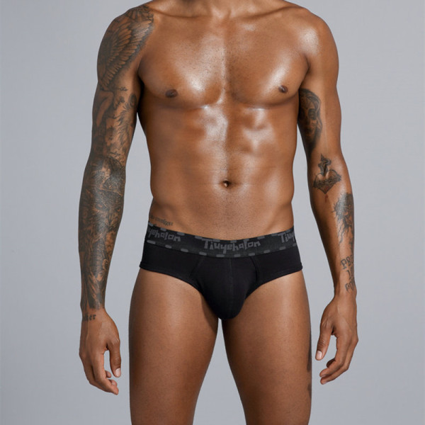 Sima mintás pamut alsónadrág hímzett felirattal