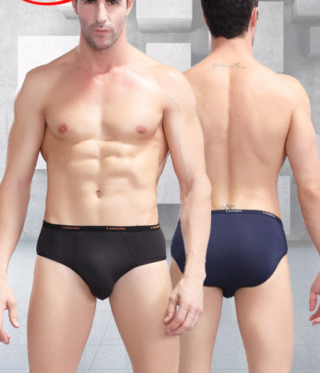 Férfi rövidnadrág hímzett felirattal 3 vagy 4 darab egy készletben