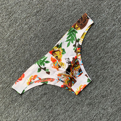 Ανδρικό σλιπ χωρίς ραφές με απλικέ χρώματος