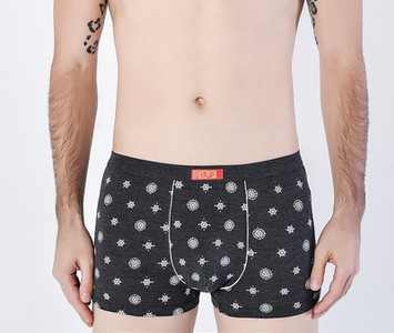 Férfi boxerek vagy rövidnadrágok új modellje - többféle színben