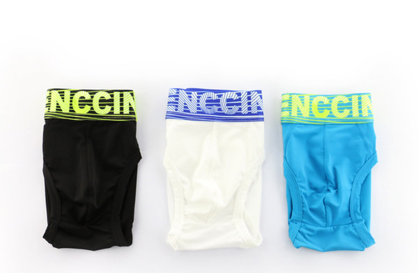 Férfi rövidnadrág széles elasztikus és hímzett felirattal