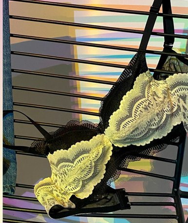 Női csipke melltartó szett és bikini