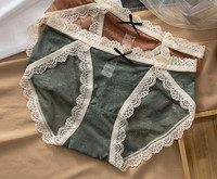 Új modell női csipke bikini szalagokkal