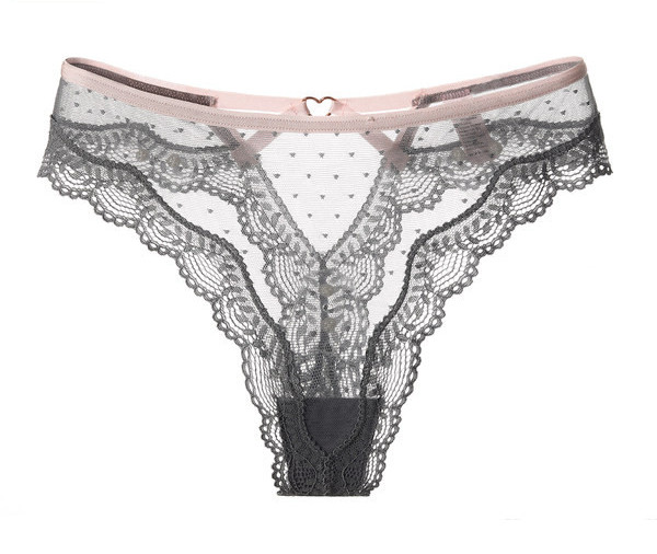 Női bikini csipkével és tüllel