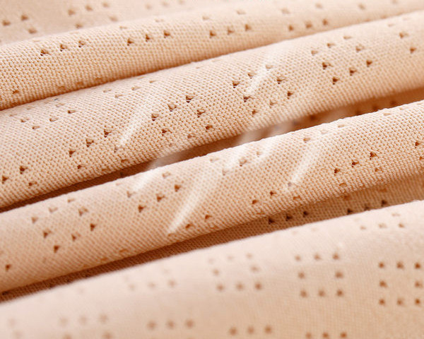 Ανύψωση γυναικείων μπικίνι με τυπική μέση