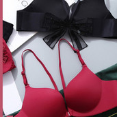 Új modell női szett kereszt pántokkal és csipkés bikinivel