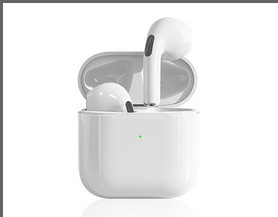 Juhtmeta Bluetooth-peakomplekt koos laadimiskastiga