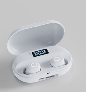 Juhtmevaba Bluetooth-peakomplekt karbiga uus mudel