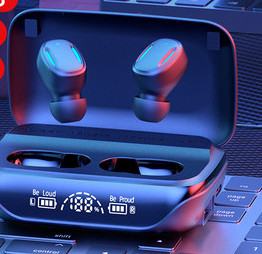 Безжични Bluetooth слушалки с кутия и сензорен дисплей