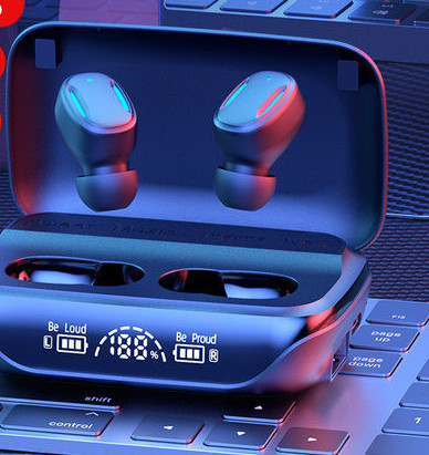 Vezeték nélküli Bluetooth headset dobozzal és érintőképernyővel