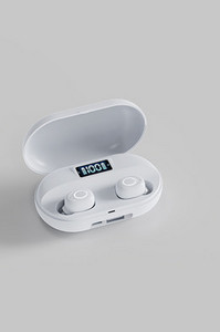 Bluetoothi juhtmevaba peakomplekt