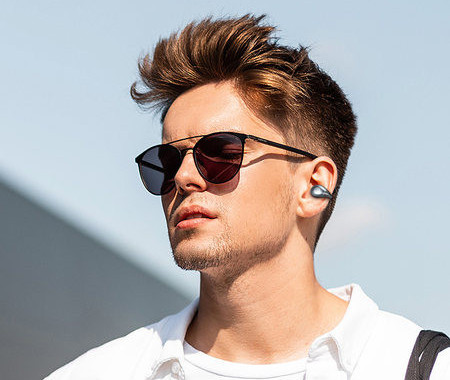 Ασύρματο ακουστικό Bluetooth με Powerbank