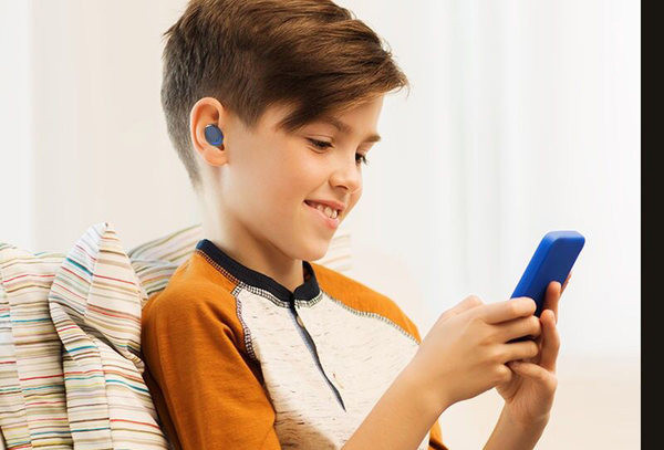 Vezeték nélküli Bluetooth headset Powerbankkal