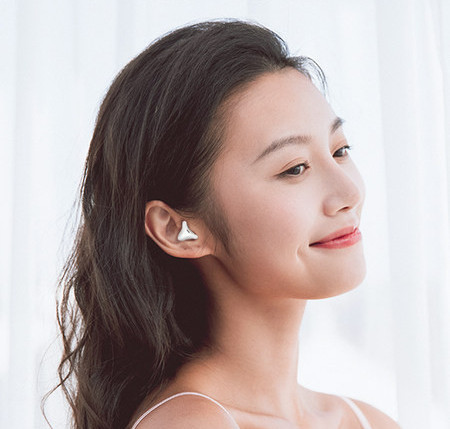 Vezeték nélküli bluetooth fejhallgató töltődobozban