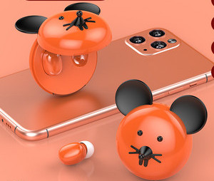 Нов модел безжични bluetooth слушалки с различни форми на животно