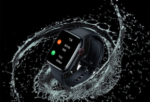 Vodootporan pametni sat s Bluetoothom