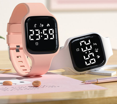 Sportski vodootporni sat sa silikonskim remenom