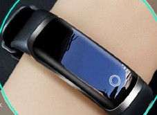 Водоустойчива гривна със силиконова каишка -измерваща сърдечния ритъм и кръвното налягане