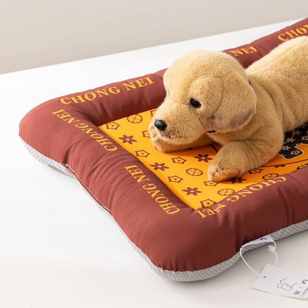 Постелка за кучета - различни цветове