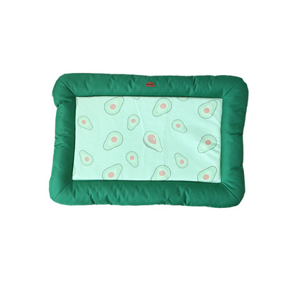 Текстилна постелка за кучета в три размера