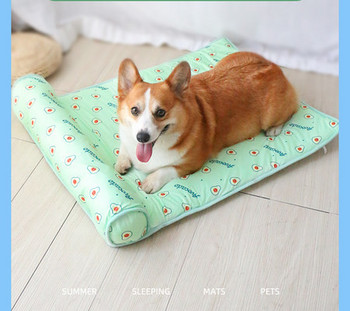 Лятна подложка за куче с възглавничка