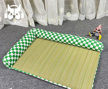 Лятна постелка за кучета - различни модели