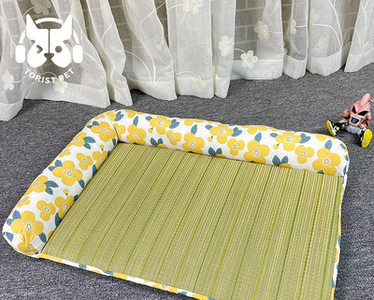 Лятна постелка за кучета - различни модели