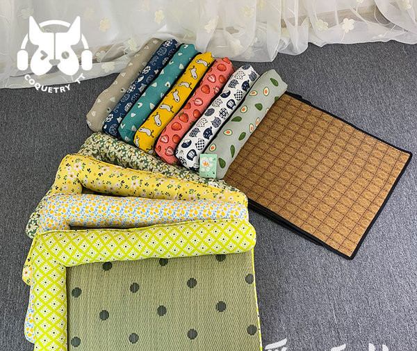 Лятна постелка за кучета - различни модели