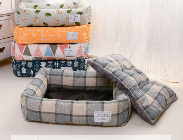 Цветно кучешко легло - подходящо за всички сезони