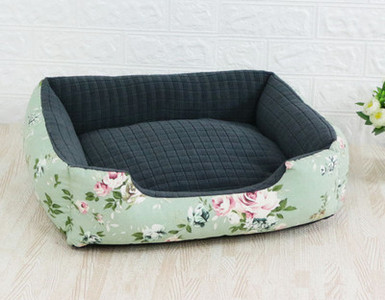 Текстилно цветно легло за кучета