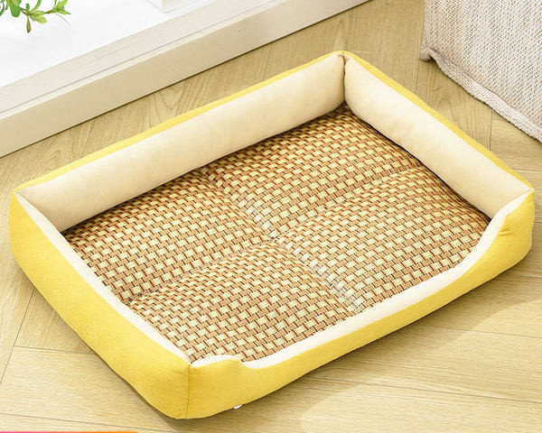 Summer bed for dogs in different colors