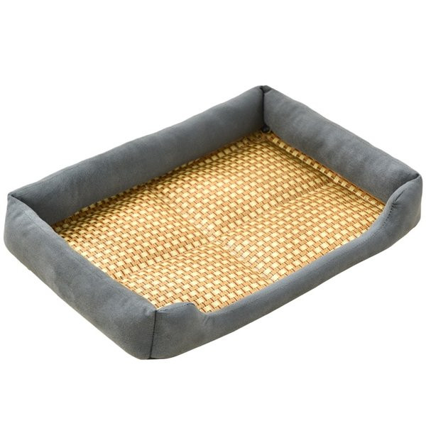 Лятно легло за кучета в различни цветове