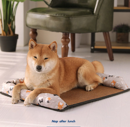 Постелка за кучета подходяща за всички сезони